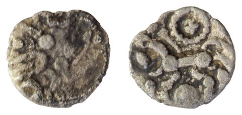 PAS 955047, both faces (photograph)