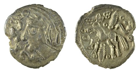PAS 858739, both faces (photograph)