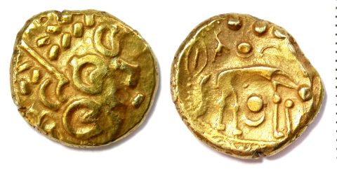 PAS 774131, both faces (photograph)